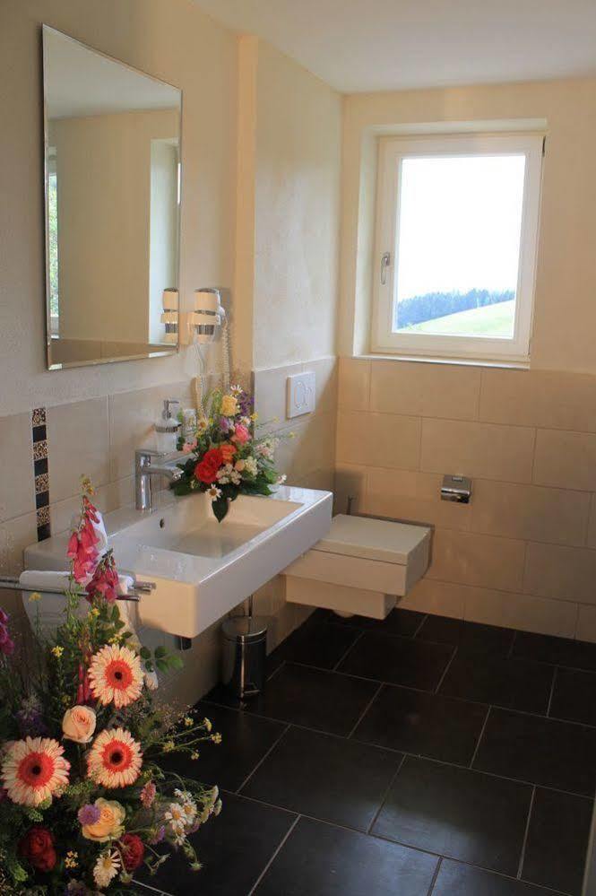 "Gutshof Lilienfein" - Medical Resort & Herbal Spa Im Suedschwarzwald Wieden Zewnętrze zdjęcie